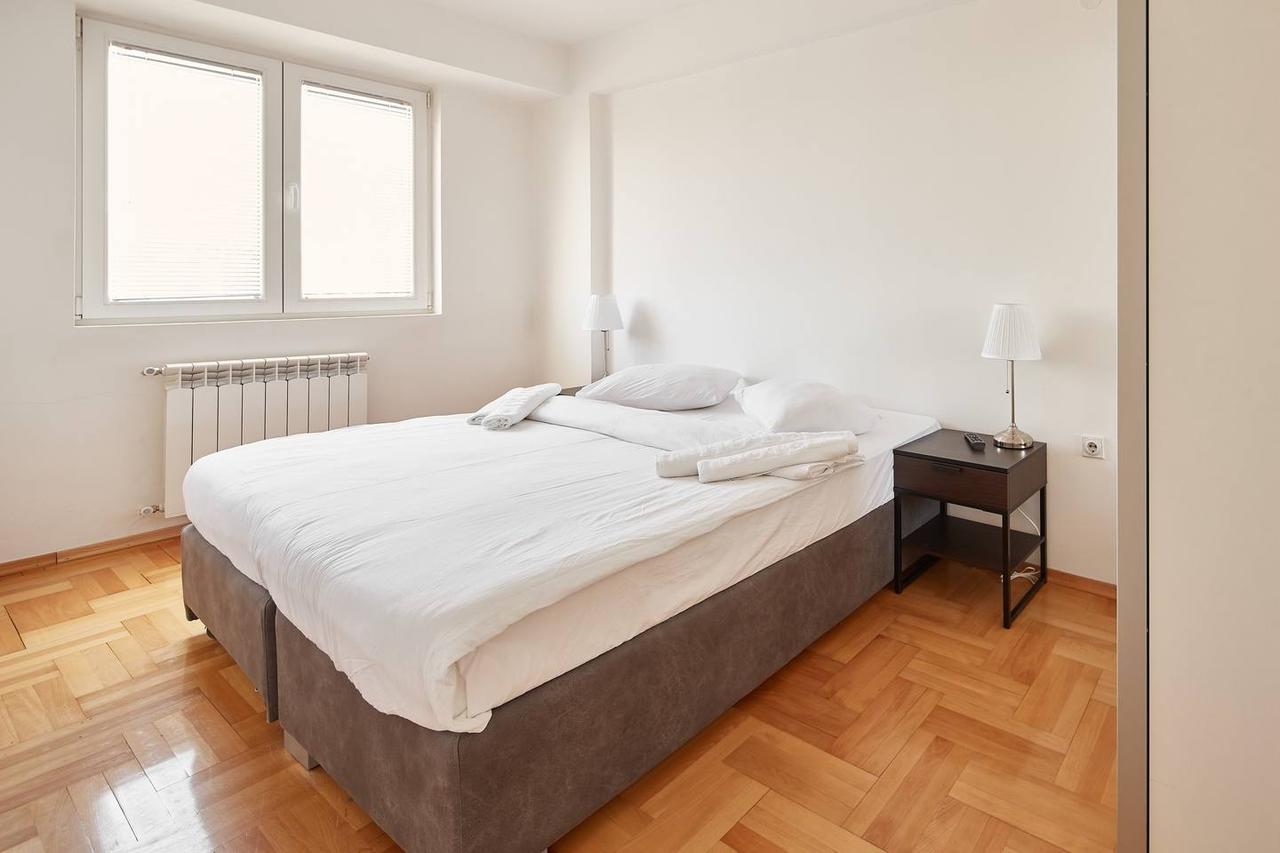 Smart Apartments Szkopje Kültér fotó